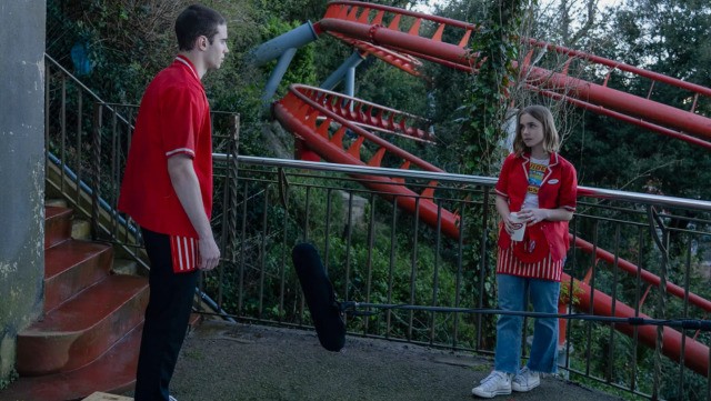 Através da Minha Janela (2022)